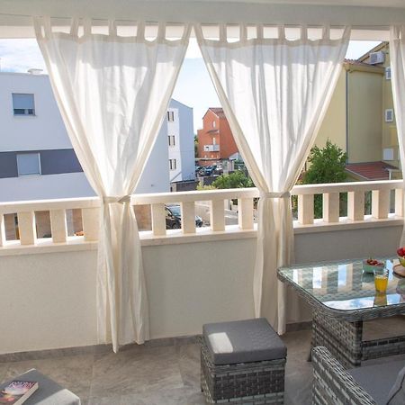 Summer Dream Apartment Zara Esterno foto