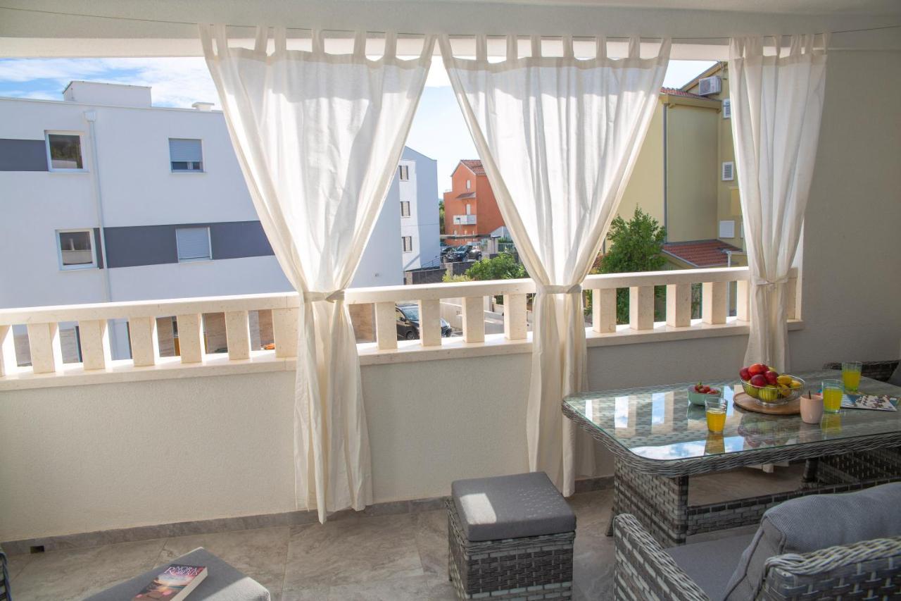 Summer Dream Apartment Zara Esterno foto